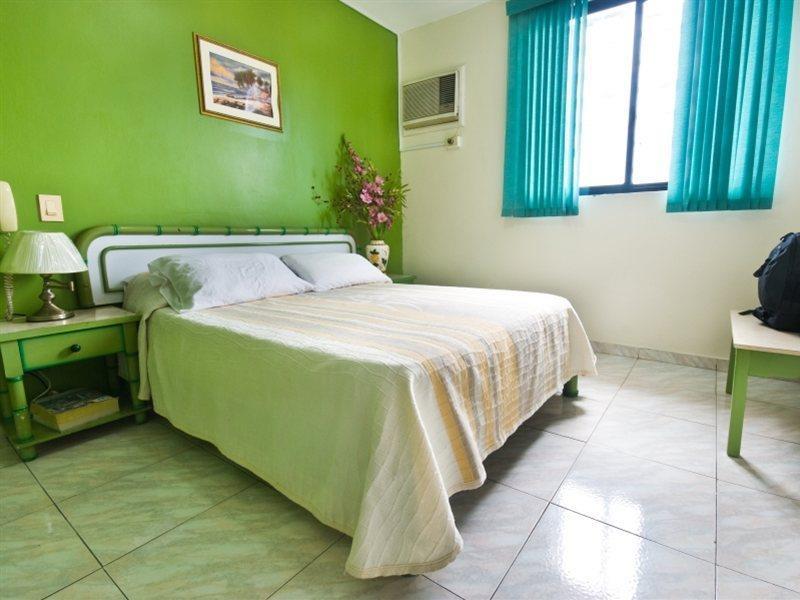 Hotel Benidorm Panama Stadt